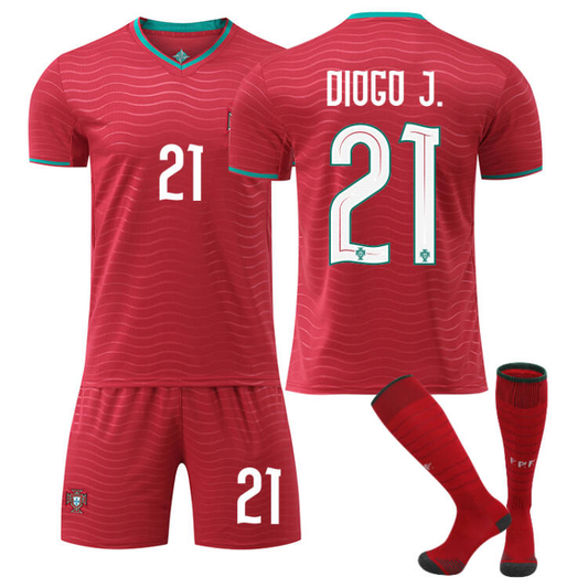 2026 FIFA World Cup Portugal Home Red Soccer Jersey #7 Ronaldo ，#8 Bruno Fernandes#10 Bernardo Silva#17 Rafael Leão Football Shirt Fan Edition Adult Sizes(Diogo Dalot + SizeM)