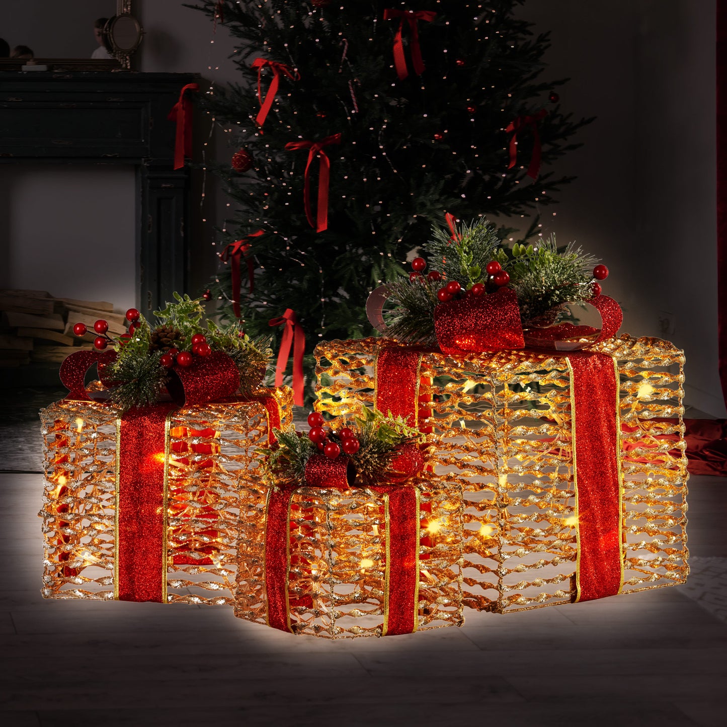 Christabelle Set Of 3 Christmas Gift Boxes With Lights - Champagne With Red Bows