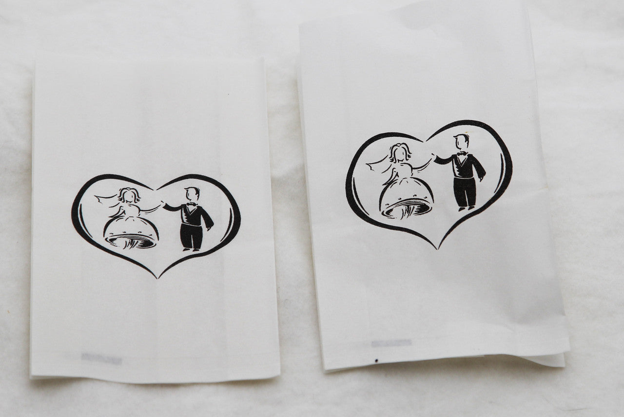 150 Pack Wedding Cake Bags Greaseproof Wax Paper Slice Take Home Favour Bride Groom in Heart