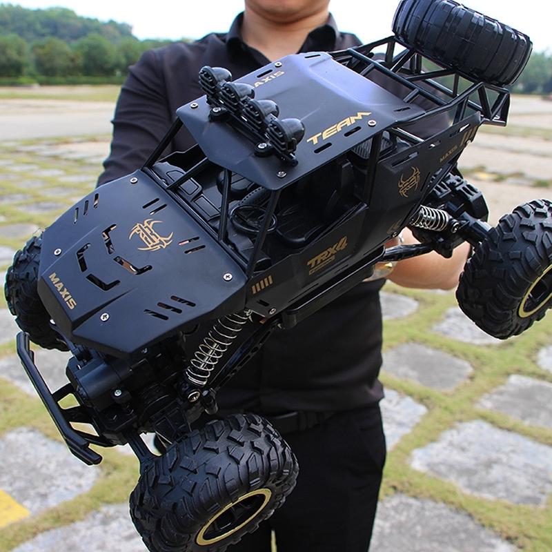Off-road Climbing Car with 2.4ghz Remote Control and Double Motors - Black