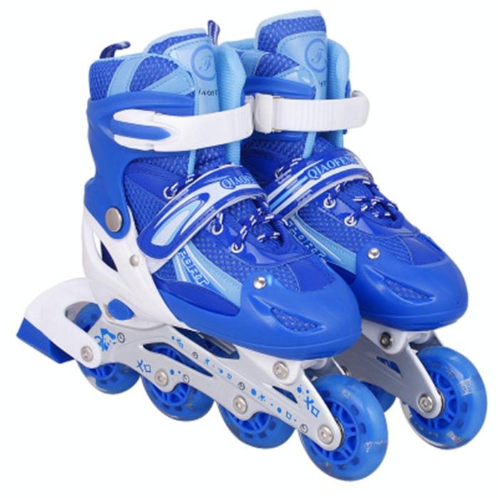 Flash Straight Row Roller Skating Shoes Suit for Kids and Adults - Medium Size - Red